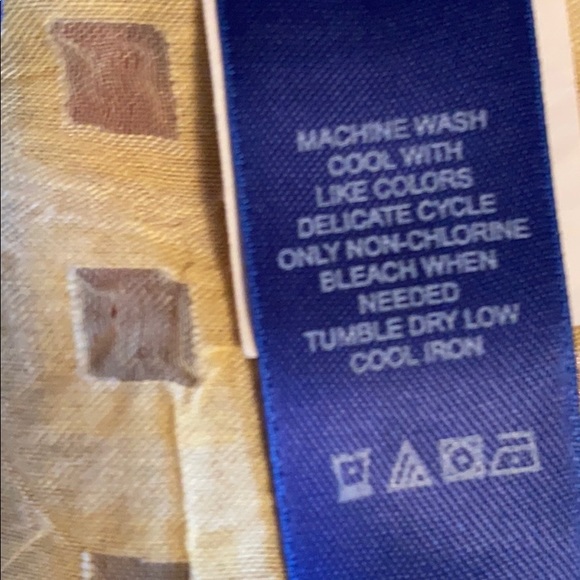 Beautiful sheer, yellow top with check pattern - Picture 6 of 6